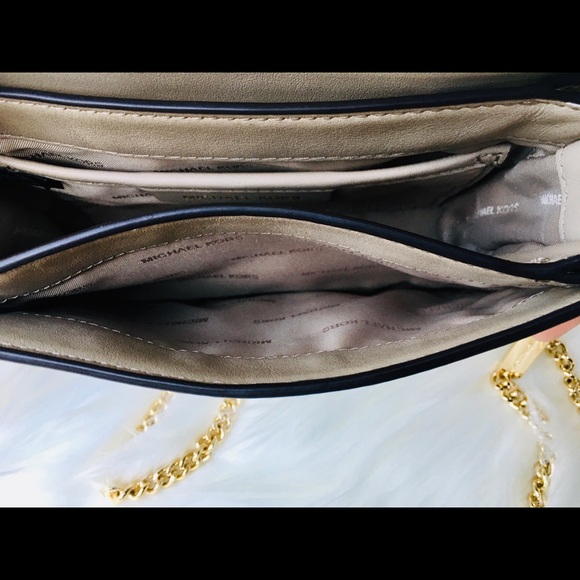 💎Authentic Michael Kors Geometric Purse - Picture 8 of 16